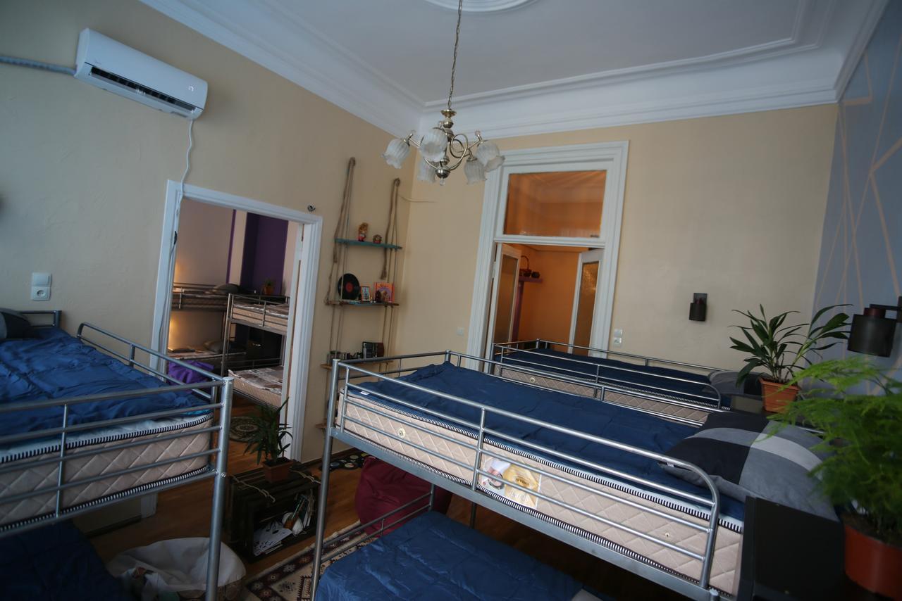 Lilus Hostel Батумі Екстер'єр фото