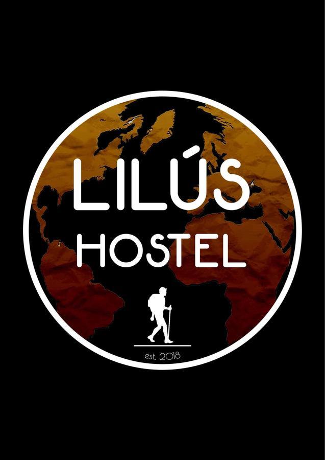 Lilus Hostel Батумі Екстер'єр фото